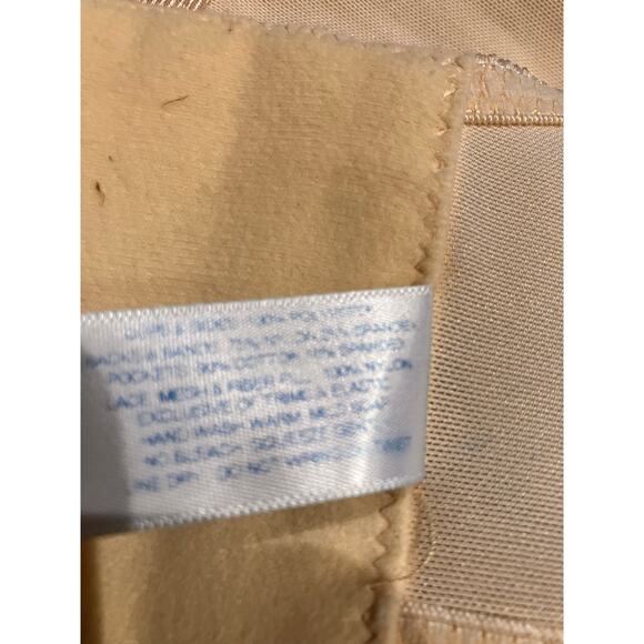 Jodee Mastectomy Bra Wireless Front and Back Closure Size 44C Style #3315 Beige - Picture 7 of 7